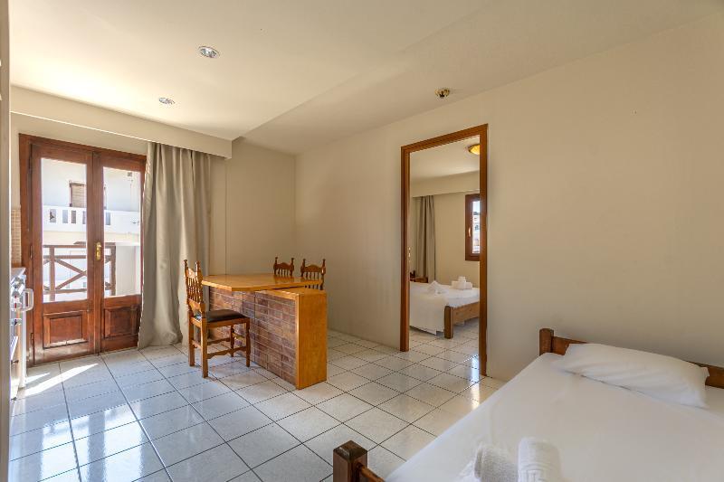Athina Inn Hersonissos  Exterior photo