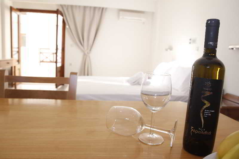 Athina Inn Hersonissos  Exterior photo
